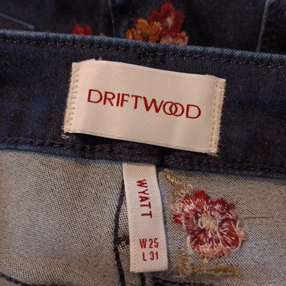 Driftwood Wyatt embroidered flare jeans Mid rise Size 25/31 - Picture 4 of 7